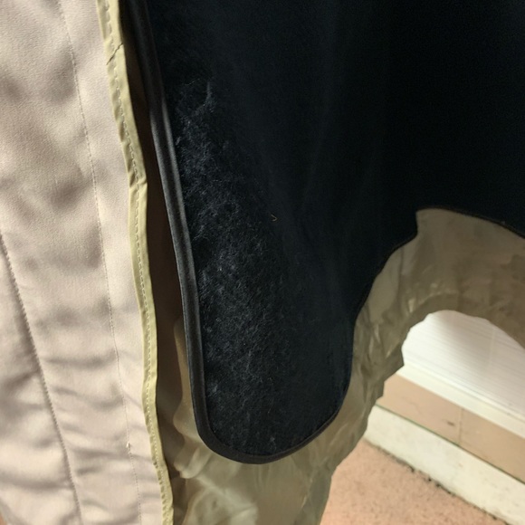 Long khaki trench coat with liner - Picture 12 of 13